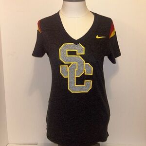 Nike University of Southern California Trojans Grey Short Sleeve V Neck T Wms. M
